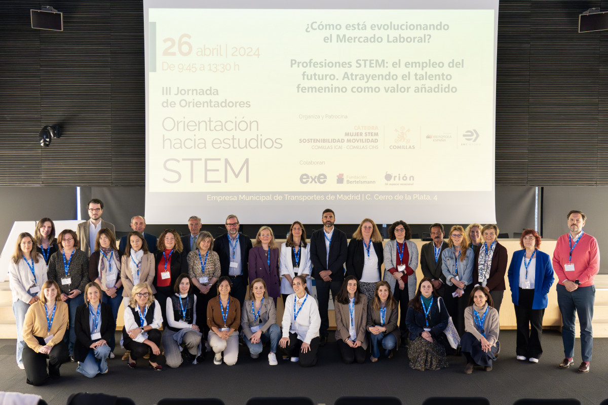 Carabante inaugura la iii jornada de orientacion en estudios de la catedra mujer stem