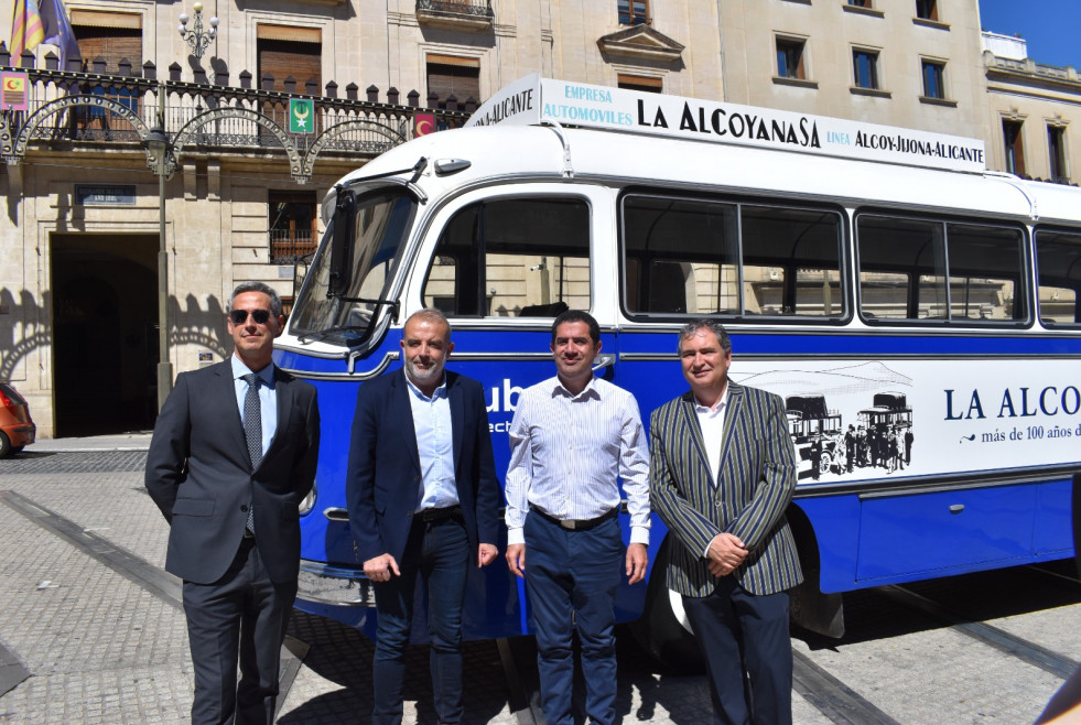 Alcoy y la alcoyana celebran los 70 anos de transporte urbano