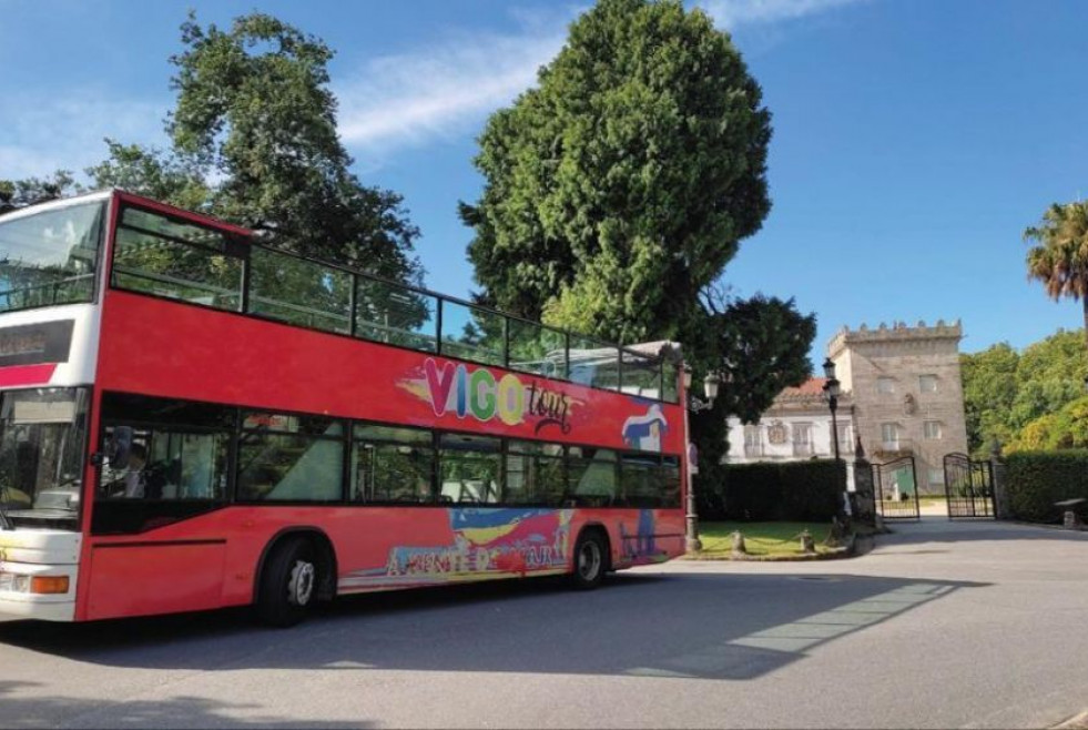 El autobus turistico vuelve a recorrer las calles de vigo