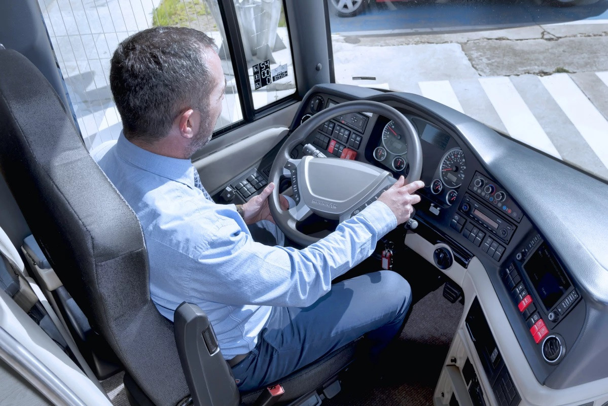 El discrecional balear afronta otro verano sin conductores suficientes