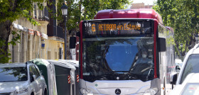 Jerez ultima el alquiler de 25 autobuses hibridos a mercedes benz