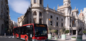 Las lineas de la emt de valencia que regresaron al centro ganan tres millones de usuarios en un ano