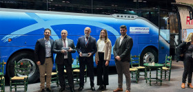 Rosabus presenta en fitur dos nuevos setra s 511 hd