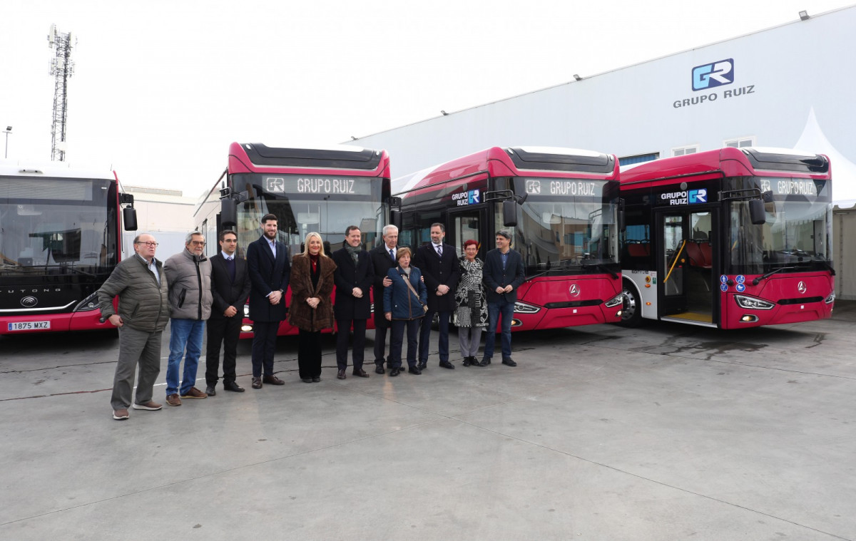Unauto presenta cinco nuevos vehiculos electricos de alfabus y yutong