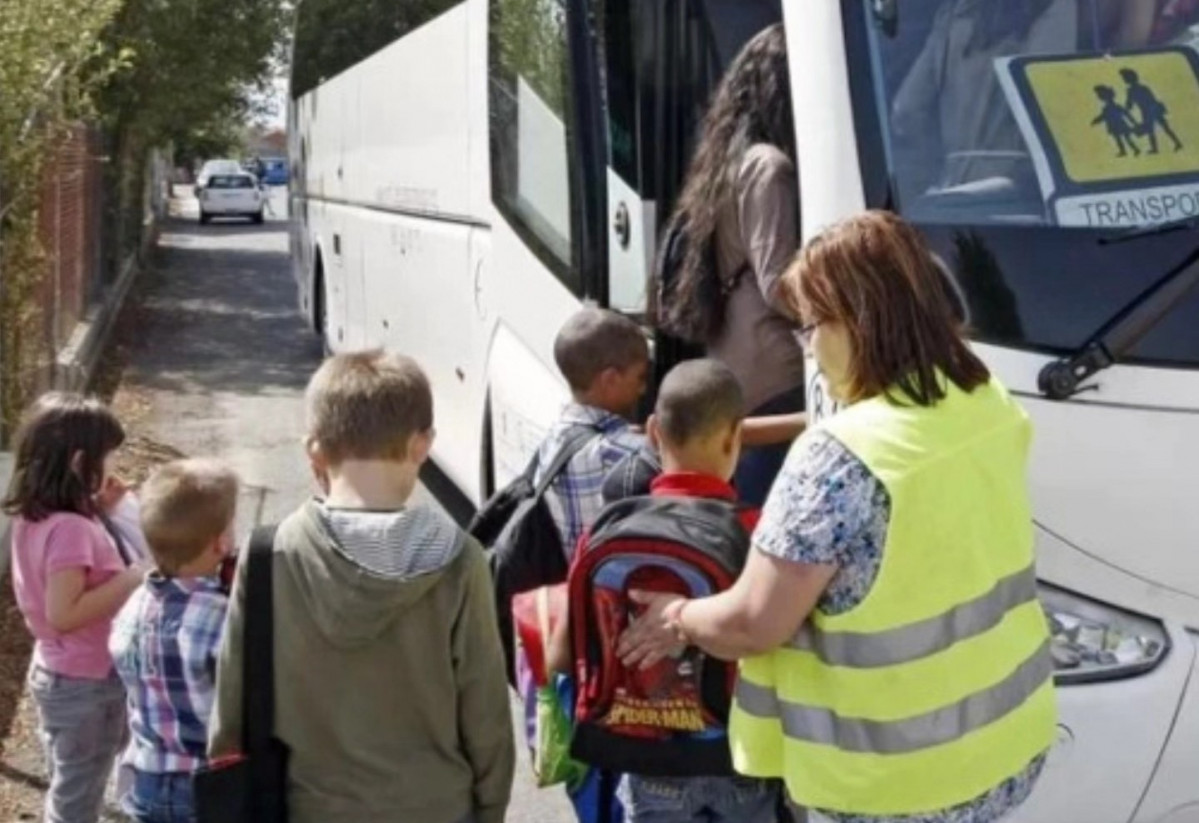 Froet defiende la seguridad del transporte escolar