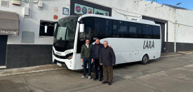 Autocares lara incorpora a su flota un isuzu grand toro