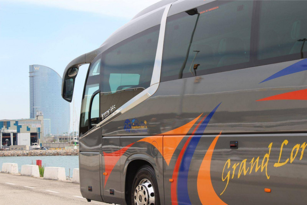 Barcelona contara cuanta gente llega en los autocares turisticos