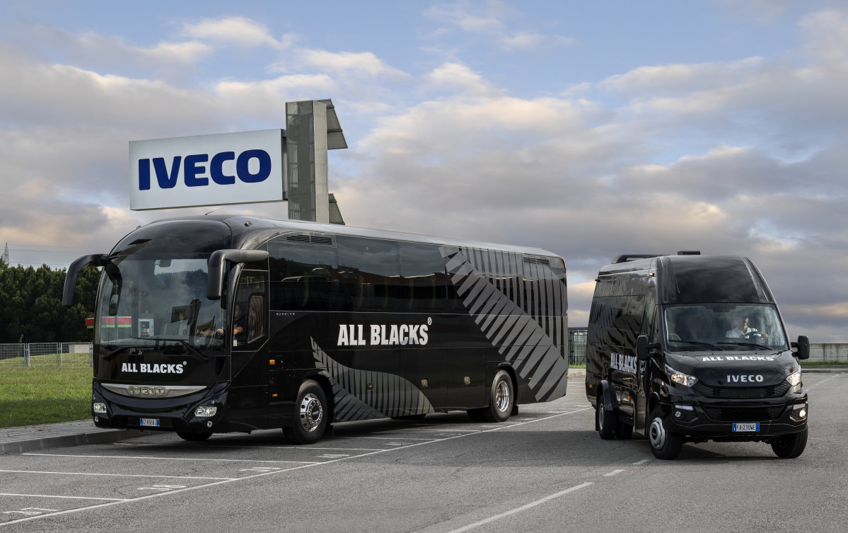Iveco bus celebra 50 anos de transporte mundial de pasajeros