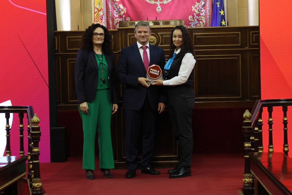 Alsa recibe el premio ponle freno a la innovacion en seguridad vial