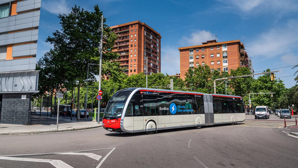 Los autobuses de tmb registran 19 millones de usuarios en marzo