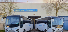 Autocares sevilla incorpora a su flota dos isuzu novo