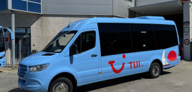 Gbister entrega un minibus tourline a tui espana turismo