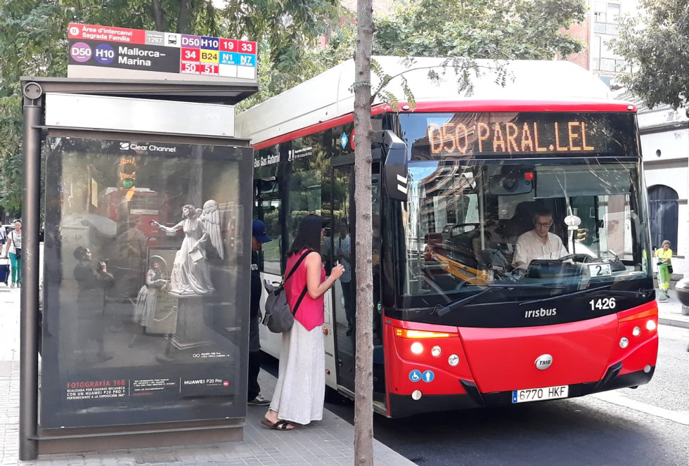 Tmb registra el record de pasajeros en un dia laborable