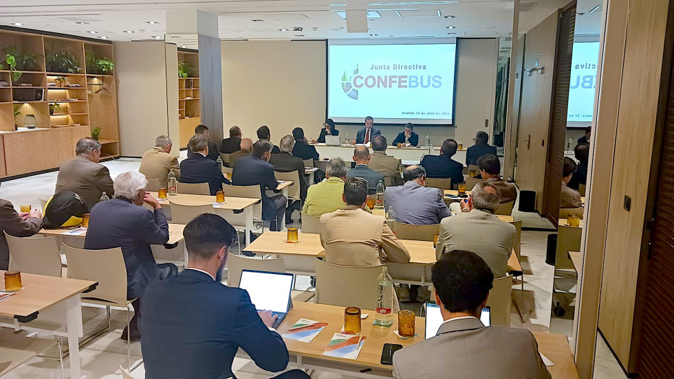 La junta directiva de confebus hace balance del summit 2025
