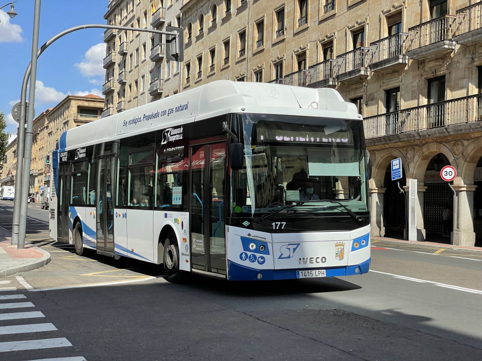 El autobus urbano de salamanca alcanza un record de usuarios diarios