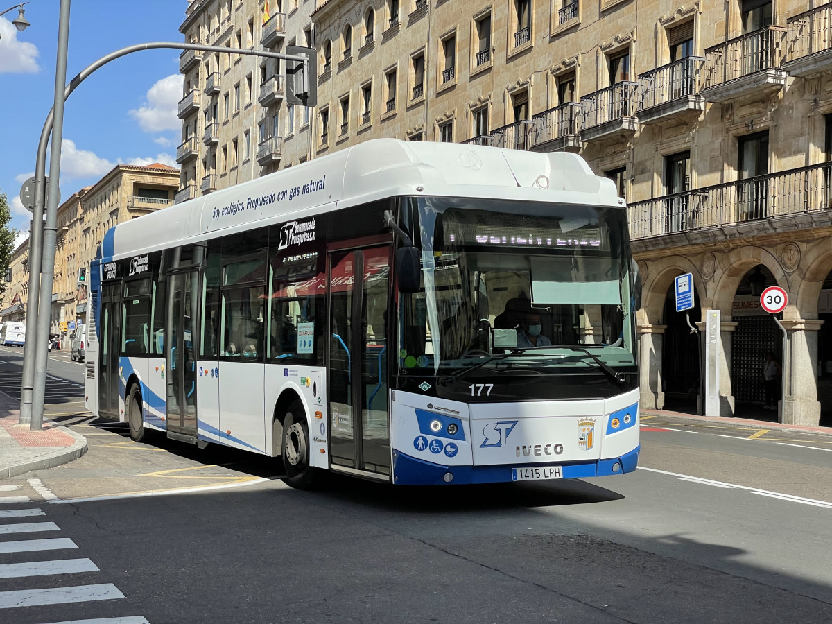 El autobus urbano de salamanca alcanza un record de usuarios diarios