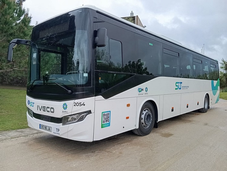 Iveco bus entrega 102 crossway en portugal