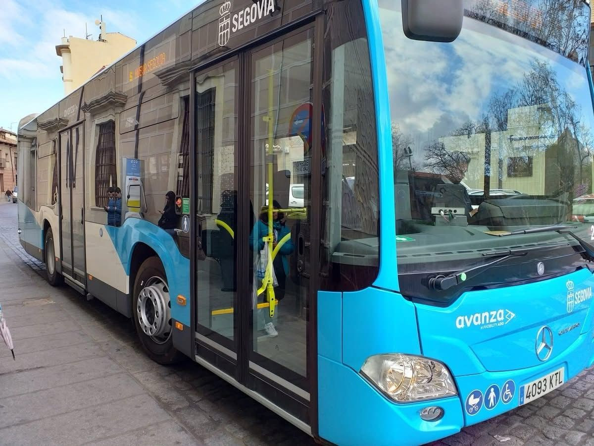 El autobus de segovia alcanza en abril su record de usuarios en un dia