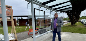 Ponferrada renueva las marquesinas del transporte publico