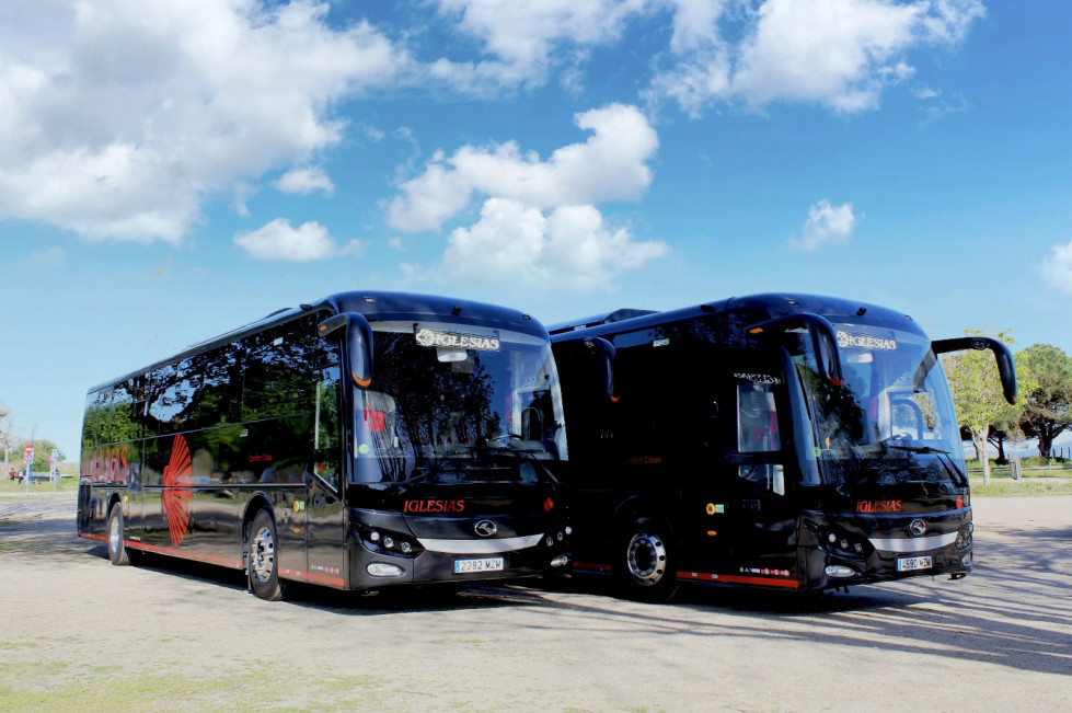 Autocares iglesias apuesta por king long
