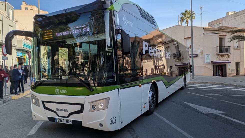 La cifra de matriculaciones de autobuses cae un 14 en abril
