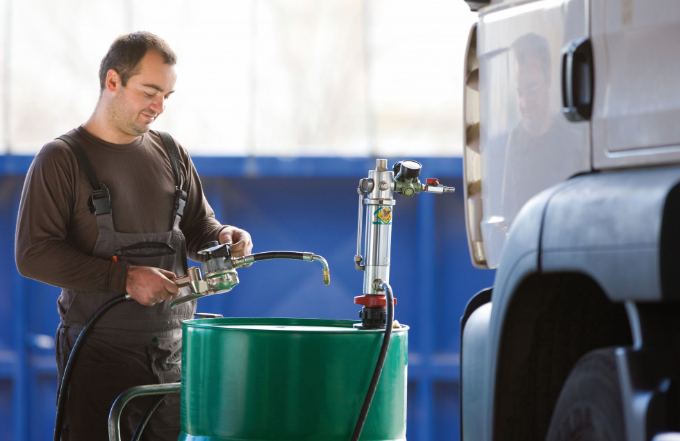 Castrol mejora la formacion para talleres de vehiculos comerciales