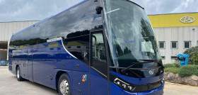 Tabor group estrena un autocar aura de beulas