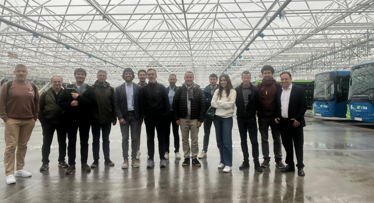 Expertos en transporte publico de francia y belgica visitan dbus