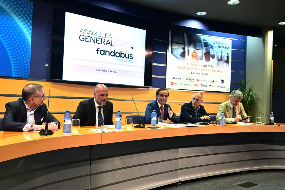 Fandabus lanza un mensaje de unidad ante los retos del sector