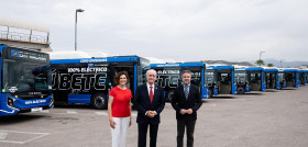 La emt de malaga estrena 14 autobuses electricos de iveco bus