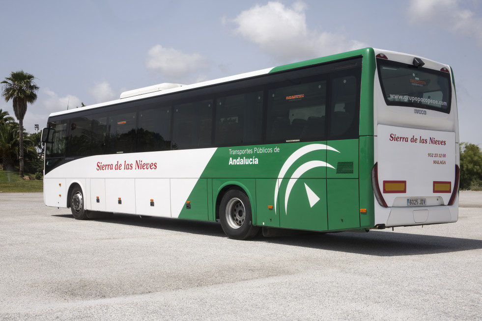 Sierra de las nieves pone en marcha la linea m 551 del consorcio de malaga