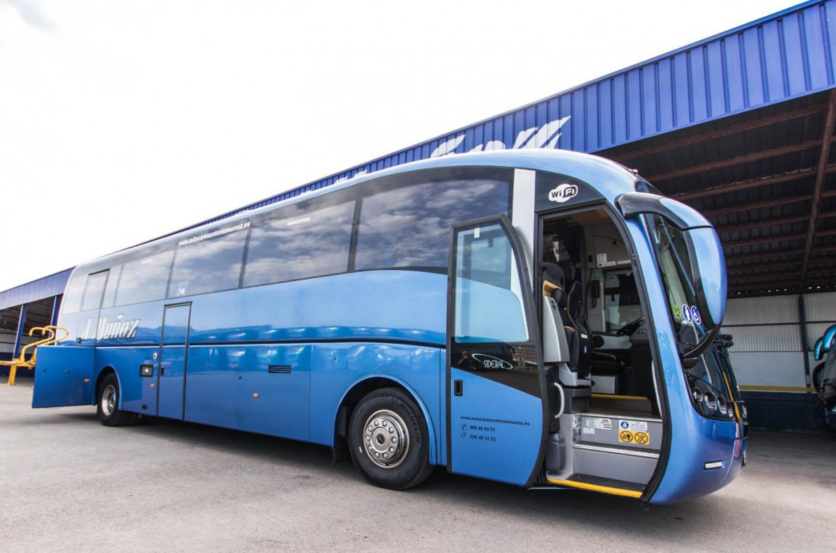 Espana lidera el transporte en autobus de la ue segun la iru