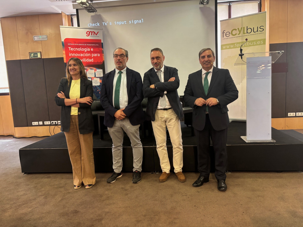 Jose luis sanz clausura la asamblea de fecylbus