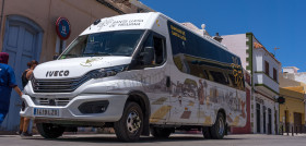 Tirajana realiza una encuesta a los usuarios del transporte urbano
