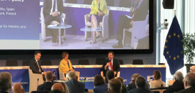Oscar puente participa en un evento de la red transeuropea de transporte rte t