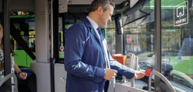 El crtm amplia el pago con tarjeta bancaria a los autobuses interurbanos