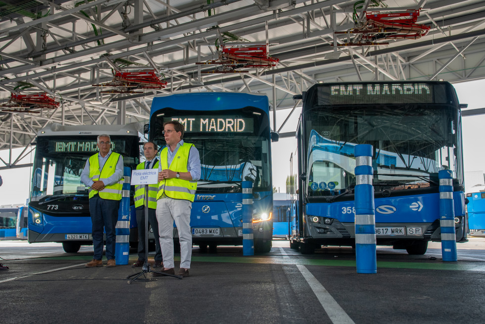 La emt de madrid alcanza una flota de 450 autobuses electricos