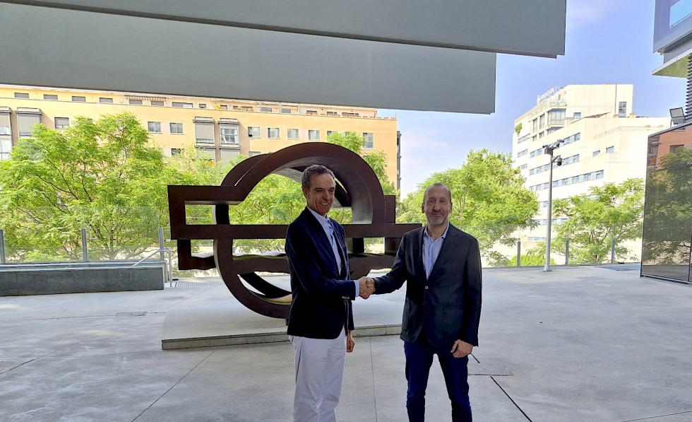 Confebus actualiza el acuerdo de colaboracion con repsol