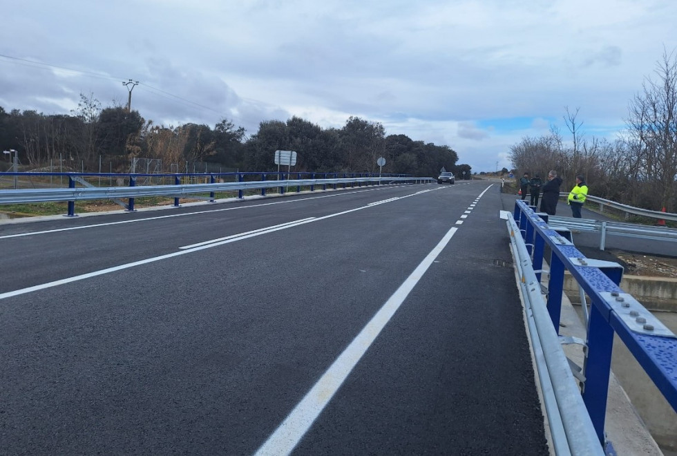 La aec afirma que el 52 de la red de carreteras presenta deterioros de gravedad