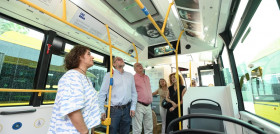 Guaguas municipales convierte seis autobuses en galerias de arte