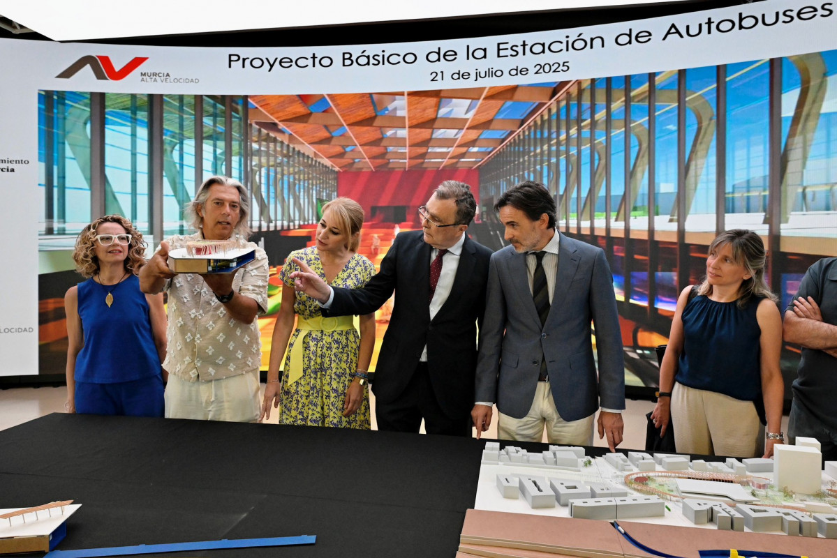 La futura estacion de murcia contara con 18 darsenas