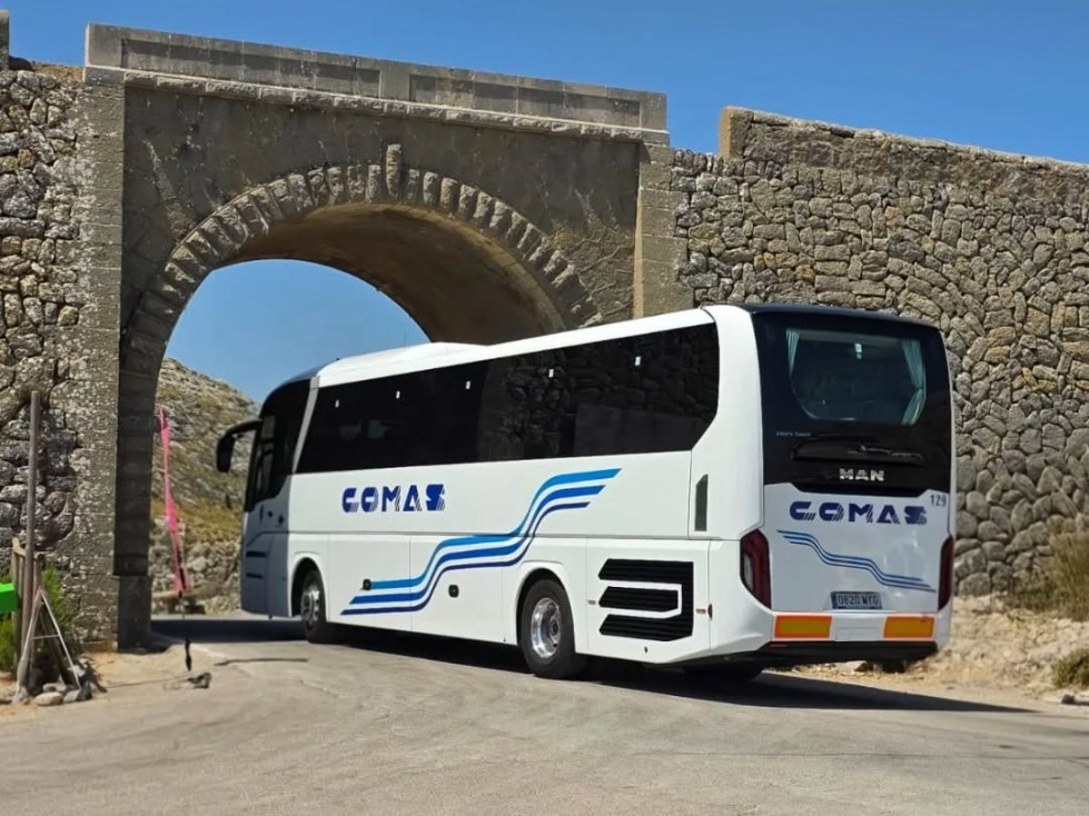 La demanda de autocares turisticos cae entre un 15 y un 20 en mallorca