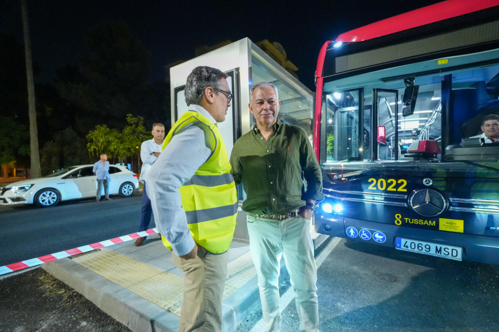 Tussam comienza las pruebas del tranvibus
