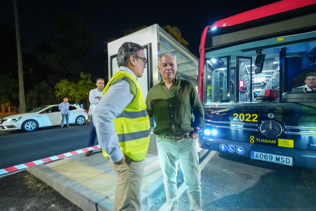 Tussam comienza las pruebas del tranvibus
