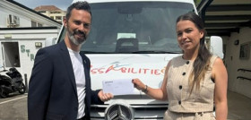 Gbister entrega un microbus sprinter panelvan al grupo cadimar