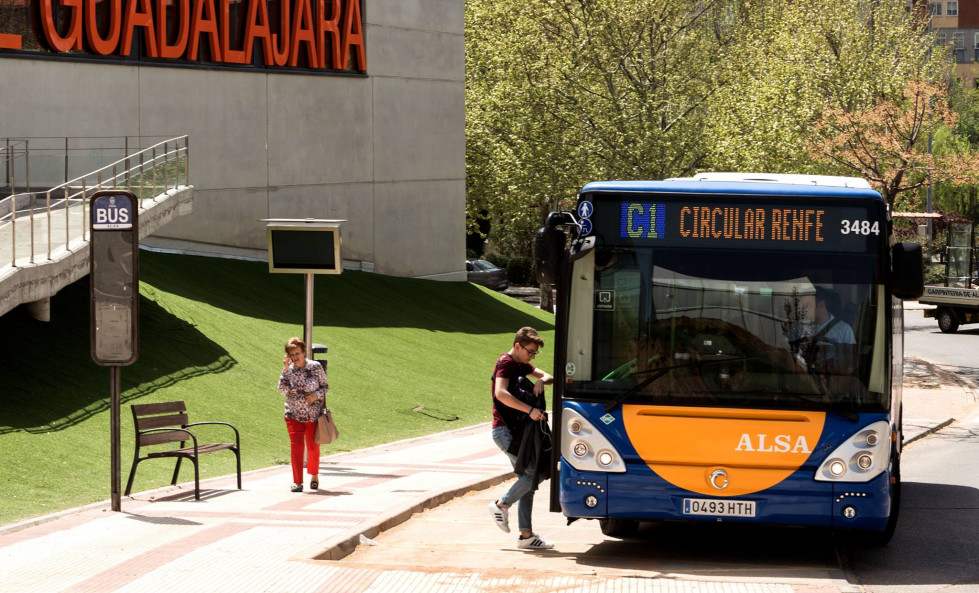 Guadalajara trabaja para licitar el transporte urbano en septiembre