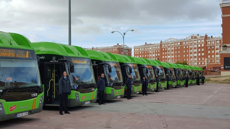 Las nuevas unidades, en el acto de presentación.