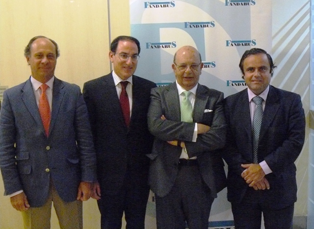El primero de la izquierda es Juan Carlos García, director de Fandabus.