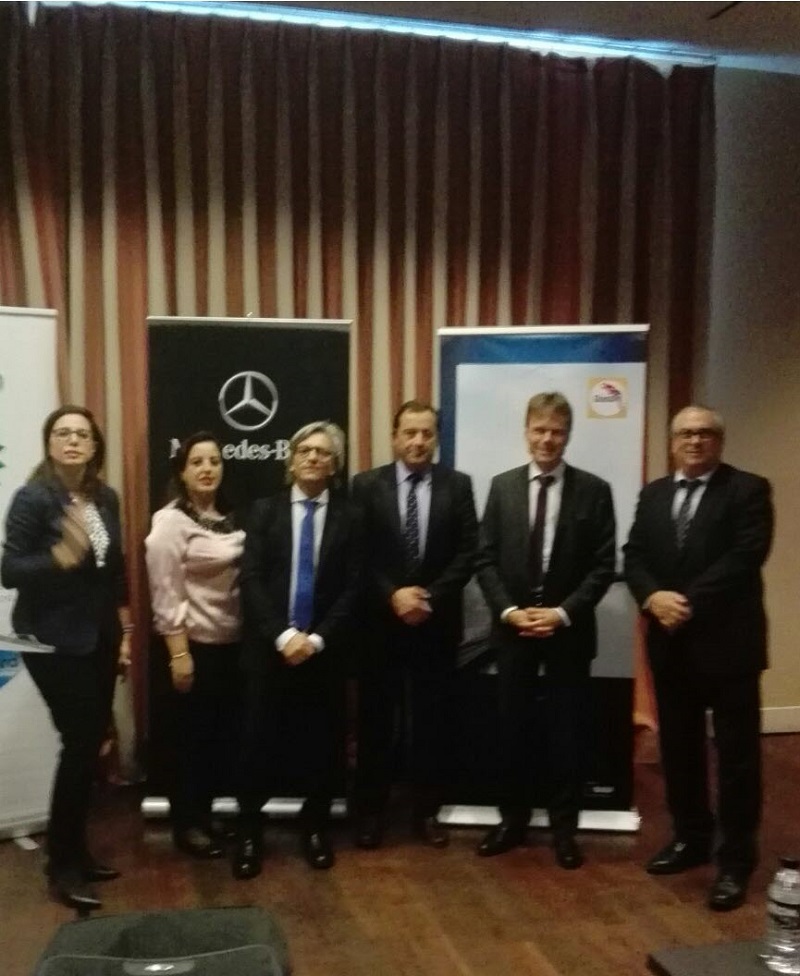Representantes de Glasurit junto con el Comité Ejecutivo de ANTAP y Reiner Hoeps, responsable de Mercedes-Benz España.