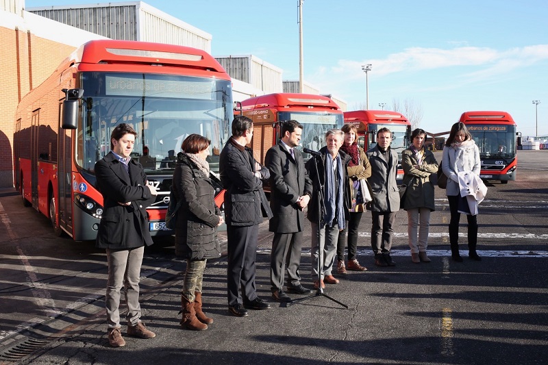 Acto de presentación de los cuatro autobuses Volvo.